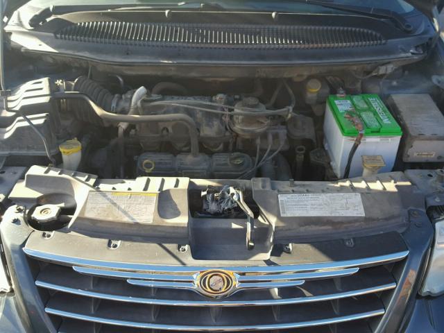 2C8GP64L45R594654 - 2005 CHRYSLER TOWN & COU BLUE photo 7