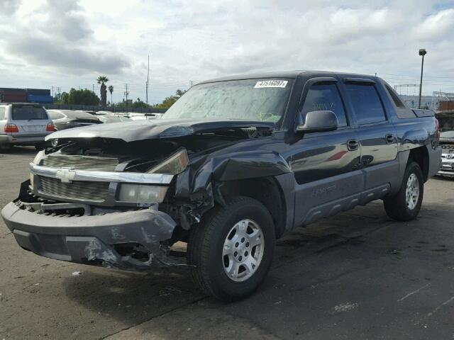 3GNEC13T73G239805 - 2003 CHEVROLET AVALANCHE GRAY photo 2