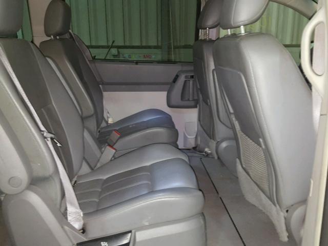 2A4RR5D15AR149745 - 2010 CHRYSLER TOWN & COU 银色 照片 6