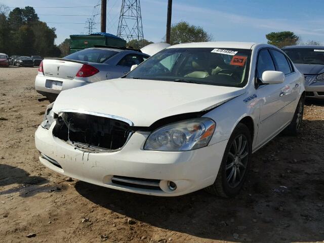 1G4HE57Y07U101793 - 2007 BUICK LUCERNE CX WHITE photo 2