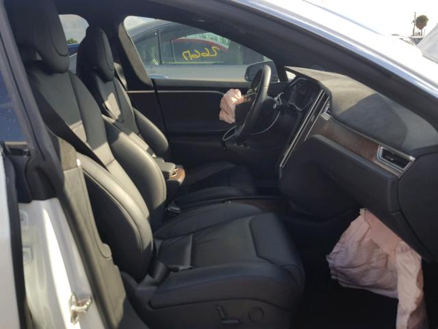 5YJSA1E44HF200416 - 2017 TESLA MODEL S WHITE photo 5