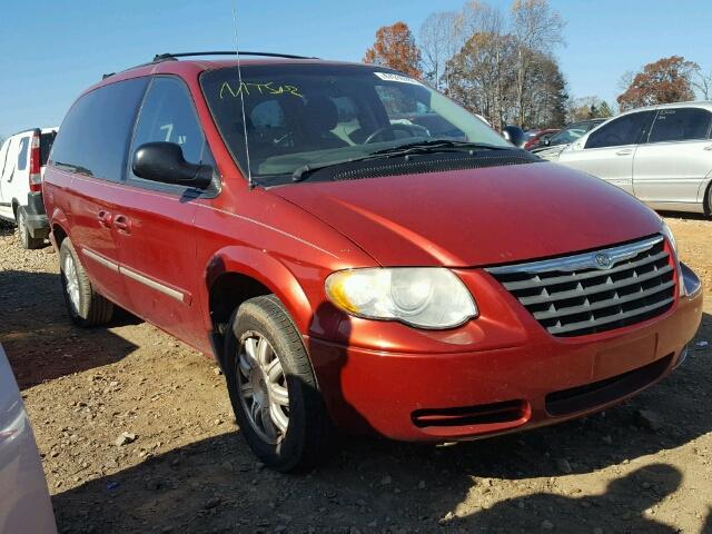 2A4GP54L16R748745 - 2006 CHRYSLER TOWN & COU BURGUNDY photo 1