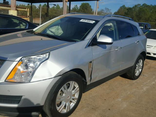 3GYFNAEY7BS558367 - 2011 CADILLAC SRX LUXURY SILVER photo 9