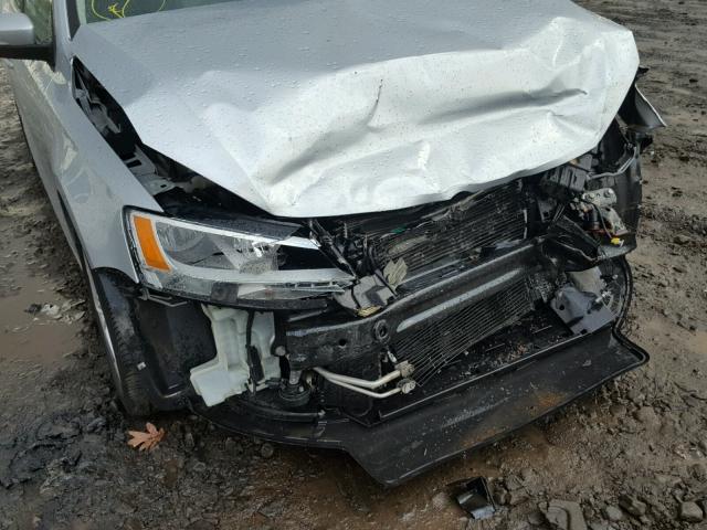 3VWLL7AJ4CM038978 - 2012 VOLKSWAGEN JETTA TDI SILVER photo 9