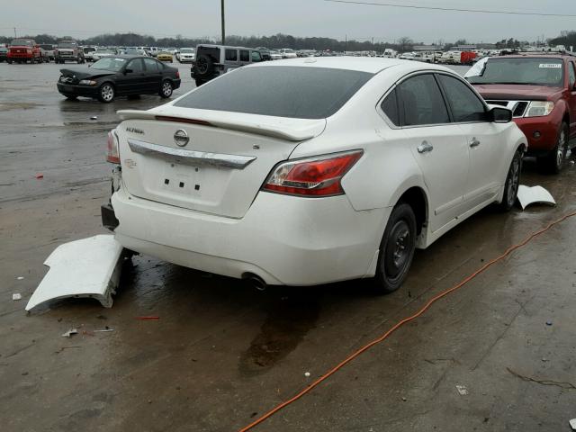 1N4AL3AP4FN403344 - 2015 NISSAN ALTIMA 2.5 WHITE photo 4