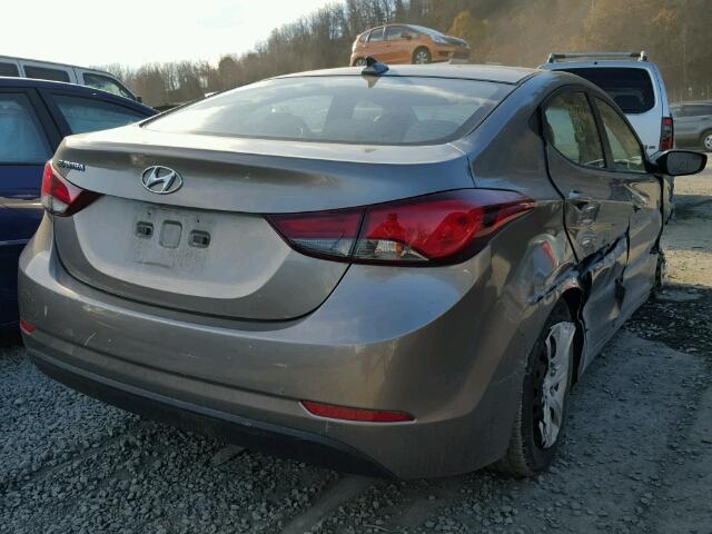 5NPDH4AEXGH779948 - 2016 HYUNDAI ELANTRA SE TAN photo 4