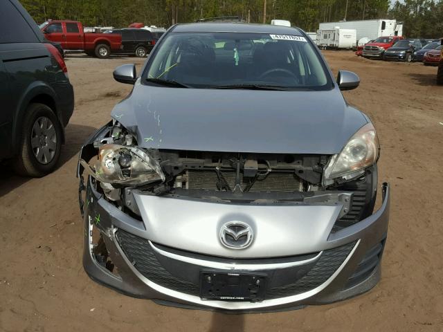 JM1BL1SG6A1208587 - 2010 MAZDA 3 I SILVER photo 9