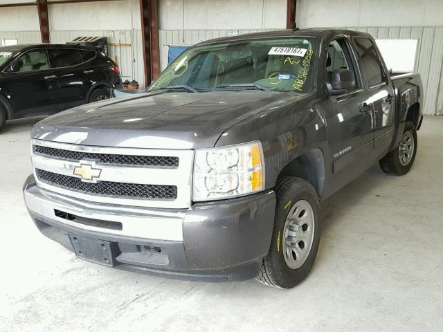 3GCRCREA2AG281722 - 2010 CHEVROLET SILVERADO GRAY photo 2