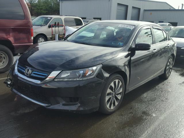 1HGCR6F55FA014232 - 2015 HONDA ACCORD HYB BLACK photo 2