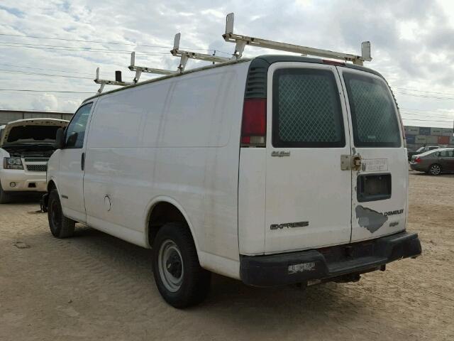 1GCGG25R421119969 - 2002 CHEVROLET EXPRESS G2 WHITE photo 3