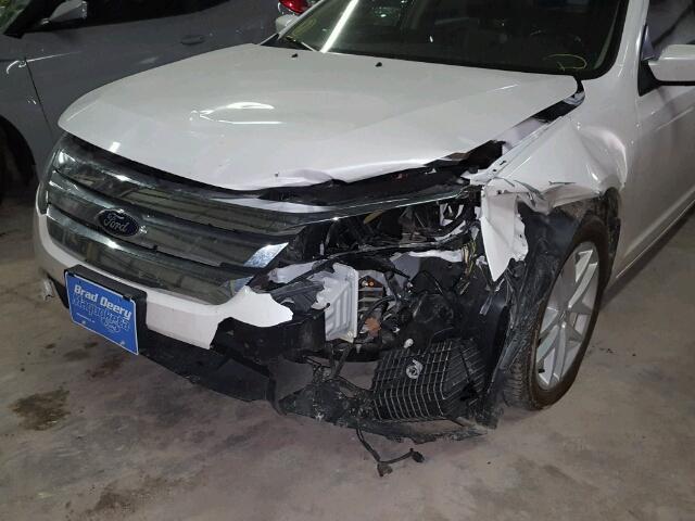 3FAHP0JA9CR430562 - 2012 FORD FUSION SEL WHITE photo 9