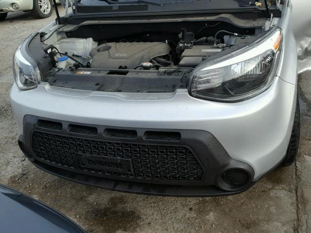 KNDJN2A22F7791973 - 2015 KIA SOUL SILVER photo 7