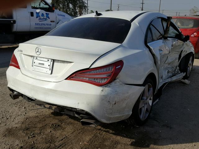 WDDSJ4EB6FN215455 - 2015 MERCEDES-BENZ CLA 250 WHITE photo 4