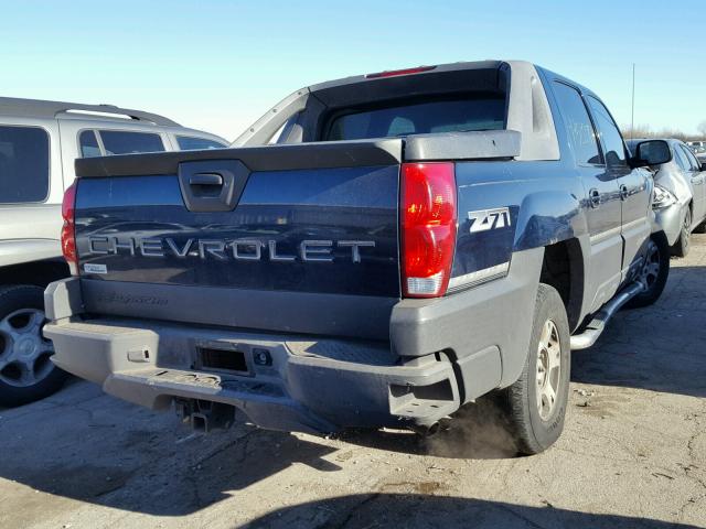 3GNEK12TX4G206495 - 2004 CHEVROLET AVALANCHE BLUE photo 4