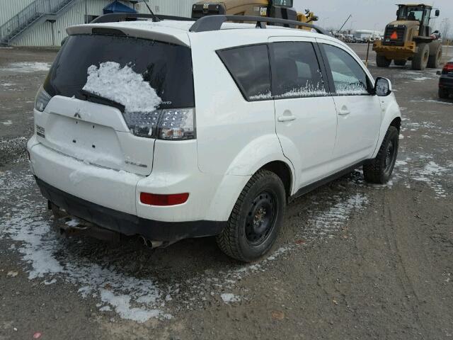 JA4MT31X78Z602725 - 2008 MITSUBISHI OUTLANDER WHITE photo 4