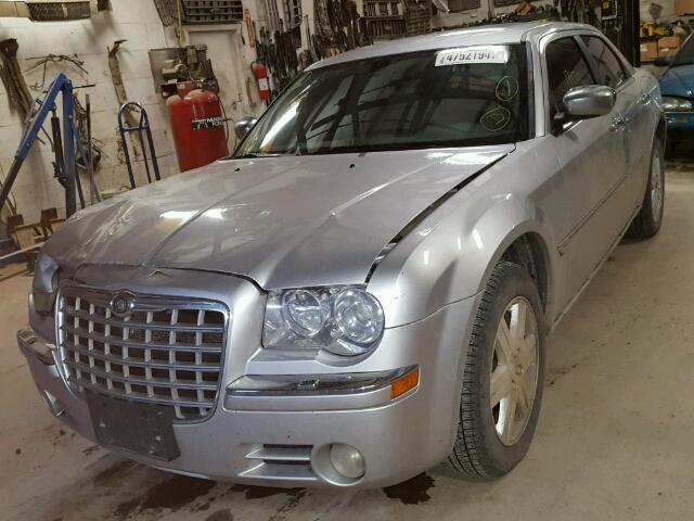 2C3LK63H76H296624 - 2006 CHRYSLER 300C GRAY photo 2