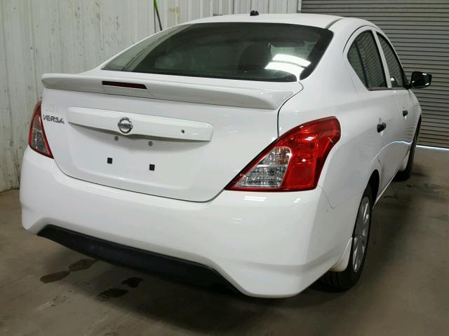 3N1CN7AP1HL905366 - 2017 NISSAN VERSA S WHITE photo 4