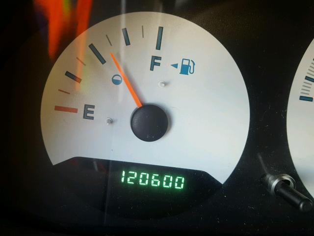 1C4GP45R35B420033 - 2005 CHRYSLER TOWN & COU GREEN photo 8