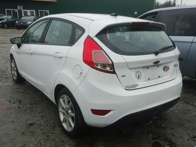 3FADP4EJ0FM196801 - 2015 FORD FIESTA SE WHITE photo 3