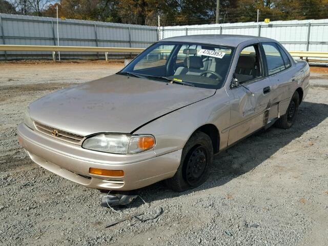 4T1BG12KXTU694679 - 1996 TOYOTA CAMRY DX GOLD photo 2