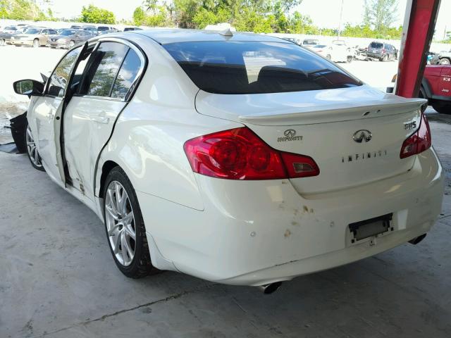 JN1CV6AP6BM501888 - 2011 INFINITI G37 BASE WHITE photo 3