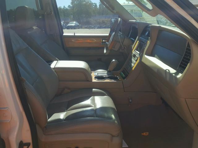 5LMFU28528LJ13025 - 2008 LINCOLN NAVIGATOR 白色 照片 5