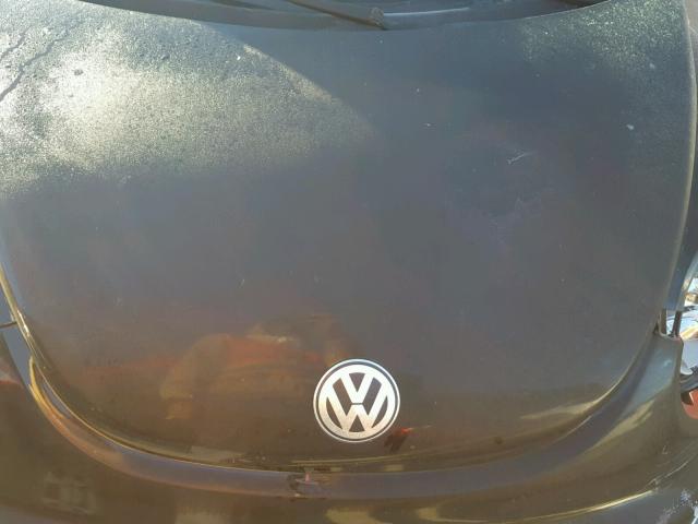 3VWBK31C44M422429 - 2004 VOLKSWAGEN NEW BEETLE შავი ფოტო 7