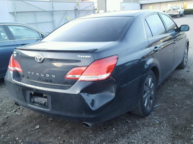 4T1BK36B06U073170 - 2006 TOYOTA AVALON XL Қара фото 4