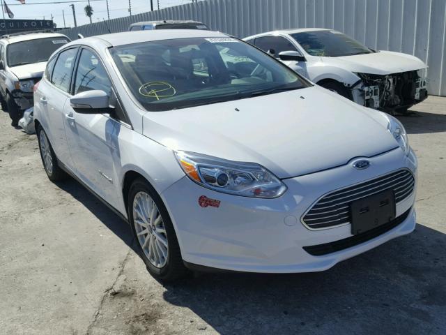 1FADP3R45HL343567 - 2017 FORD FOCUS BEV WHITE photo 1