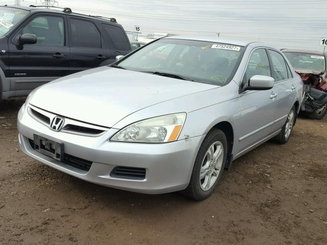 1HGCM56387A064177 - 2007 HONDA ACCORD SE SILVER photo 2