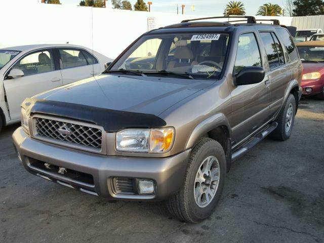JN8DR07YX1W520020 - 2001 NISSAN PATHFINDER BROWN photo 2