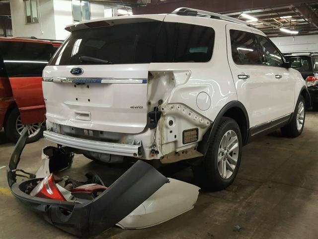 1FMHK8D80CGA74313 - 2012 FORD EXPLORER X WHITE photo 4