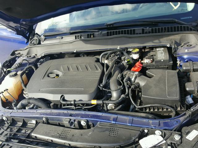 3FA6P0HD9FR211435 - 2015 FORD FUSION SE BLUE photo 7