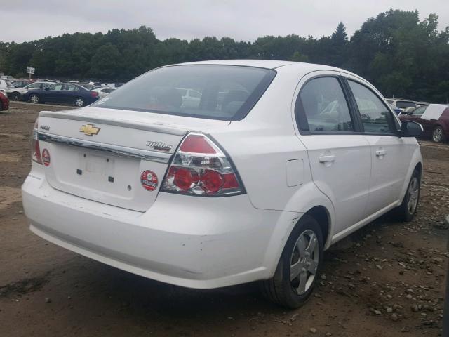KL1TD5DE5AB054301 - 2010 CHEVROLET AVEO LS WHITE photo 4