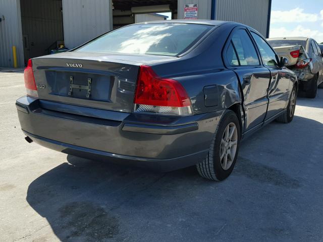 YV1RS612252462084 - 2005 VOLVO S60 Szary zdjęcie 4