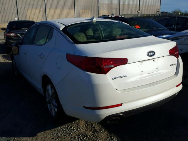 5XXGN4A75CG070440 - 2012 KIA OPTIMA EX WHITE photo 3