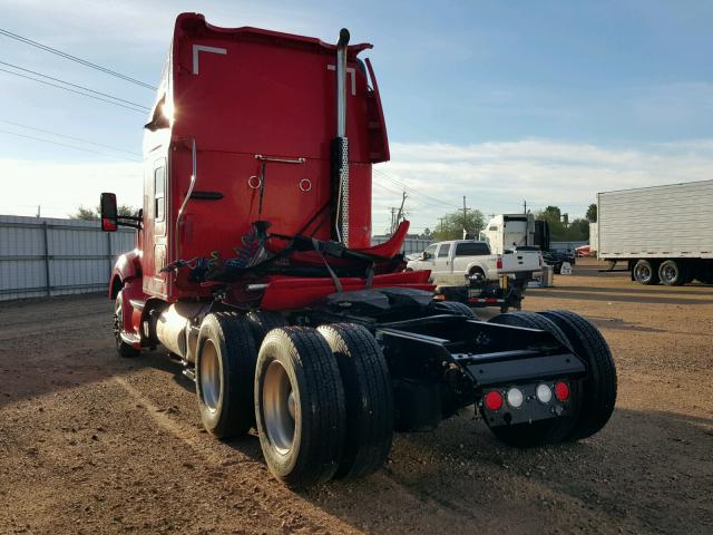 1XKYD49X5HJ166877 - 2017 KENWORTH CONSTRUCTI RED photo 3