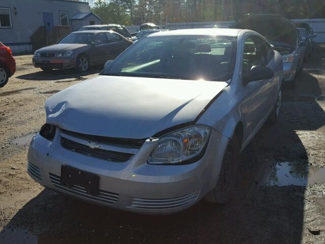 1G1AK18F087342847 - 2008 CHEVROLET COBALT LS SILVER photo 2