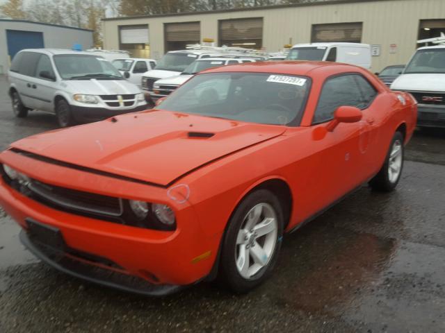 2C3CDYAG4EH244852 - 2014 DODGE CHALLENGER RED photo 2