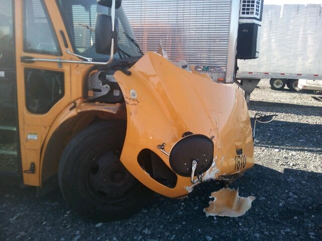 4UZABRDT1GCGT6148 - 2016 FREIGHTLINER CHASSIS B2 黄色 照片 9