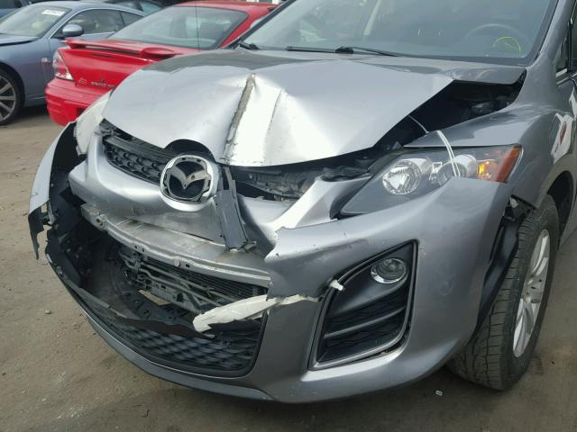 JM3ER2B5XB0374691 - 2011 MAZDA CX-7 GRAY photo 9