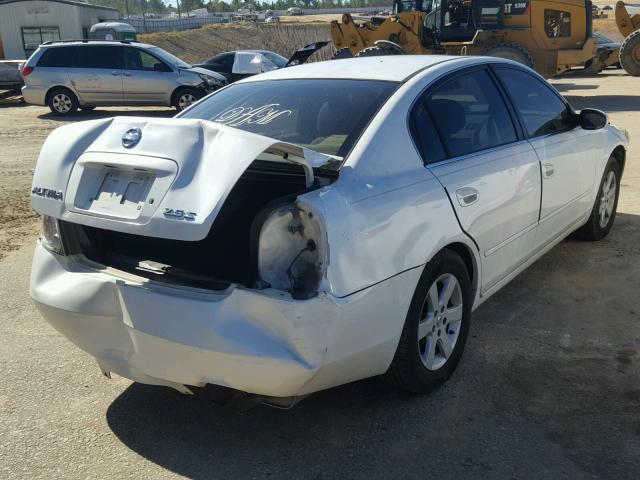 1N4AL11D82C223087 - 2002 NISSAN ALTIMA BAS WHITE photo 4