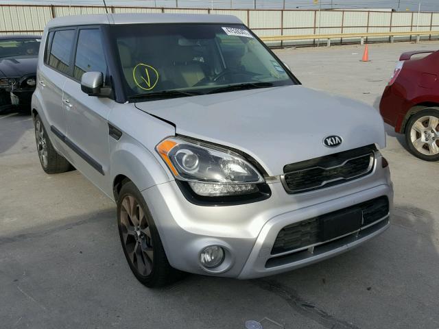 KNDJT2A62D7522037 - 2013 KIA SOUL + GRAY photo 1