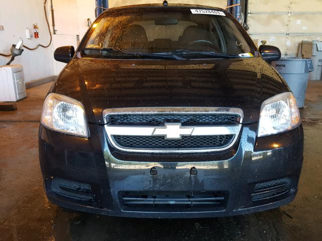 KL1TD5DE4BB189724 - 2011 CHEVROLET AVEO LS BLACK photo 9