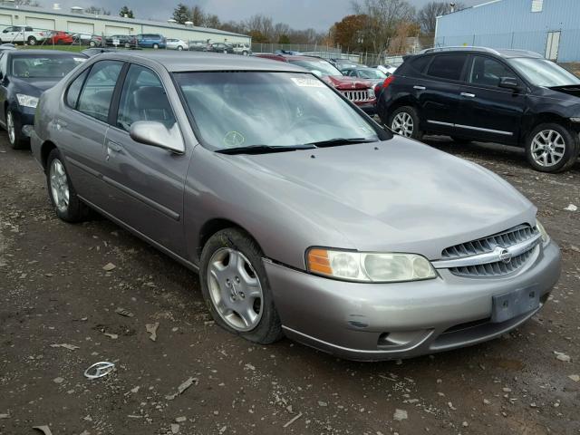 1N4DL01D3YC185204 - 2000 NISSAN ALTIMA XE TAN photo 1