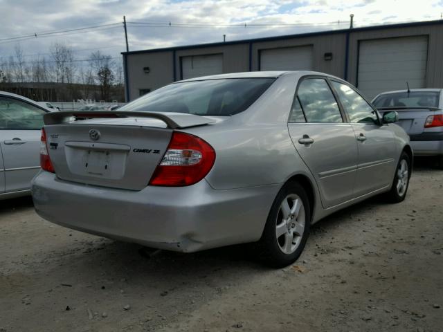 4T1BE32K72U519452 - 2002 TOYOTA CAMRY LE SILVER photo 4