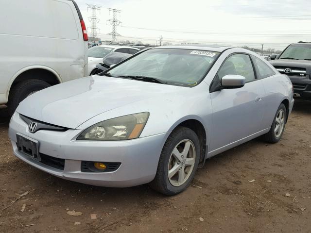 1HGCM72745A003913 - 2005 HONDA ACCORD EX SILVER photo 2