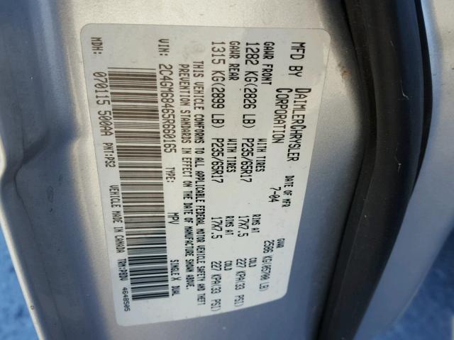 2C4GM68465R660165 - 2005 CHRYSLER PACIFICA T SILVER photo 10