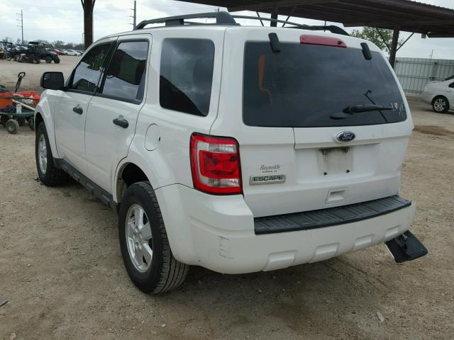 1FMCU0C75CKB41676 - 2012 FORD ESCAPE XLS WHITE photo 3