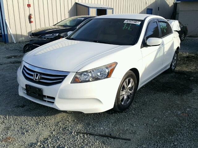 1HGCP2F69CA101845 - 2012 HONDA ACCORD SE WHITE photo 2